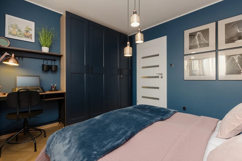 Stylish Apartment in Żoliborz by Renters