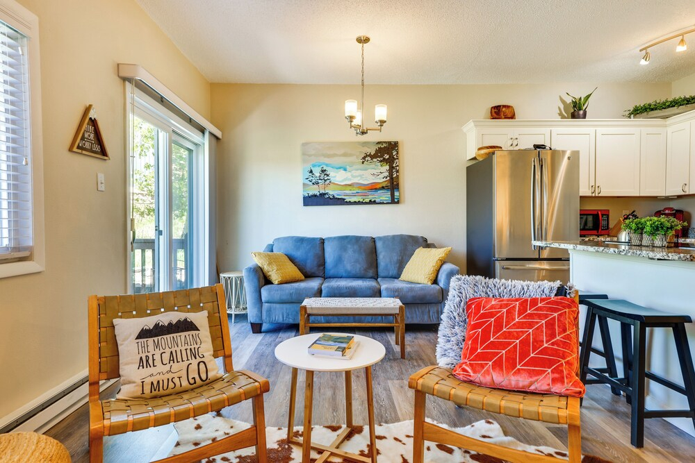 Ski Getaway! Mtn-view Condo Near Keystone Resort