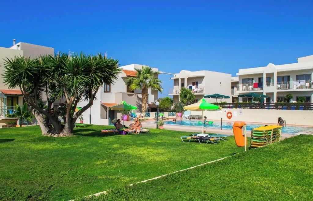Theoni Apartments