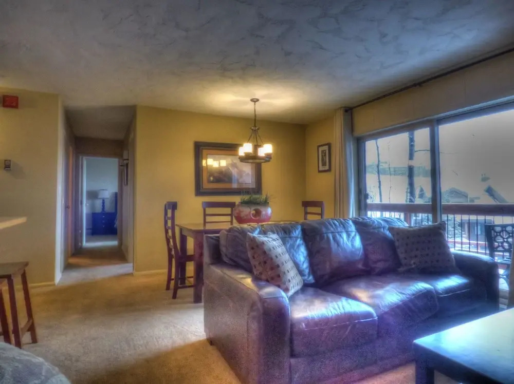 Lift Tickets Ski To Your Door, Wifi, Deck, Hot Tub