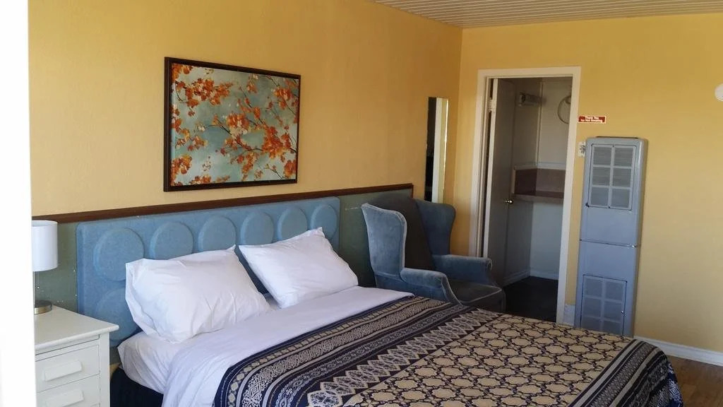 Century II Motel