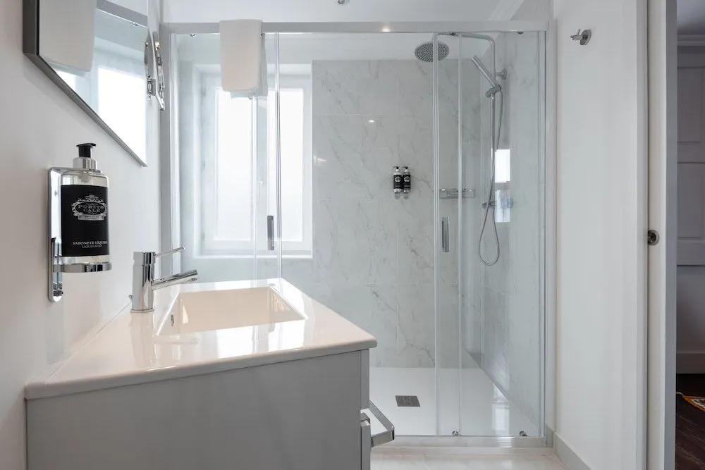 Utopian - Design Suites Porto