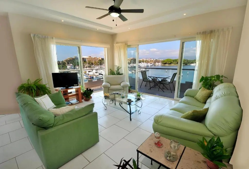 Marina Banderas Suites Hotel Boutique