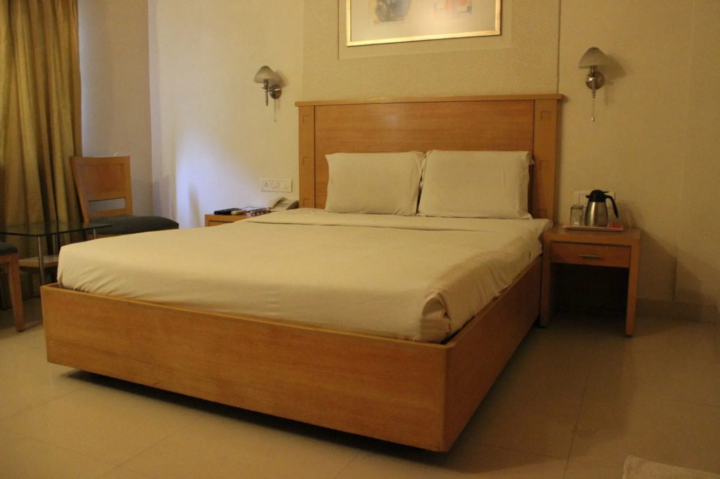 FabHotel Srujana Inn