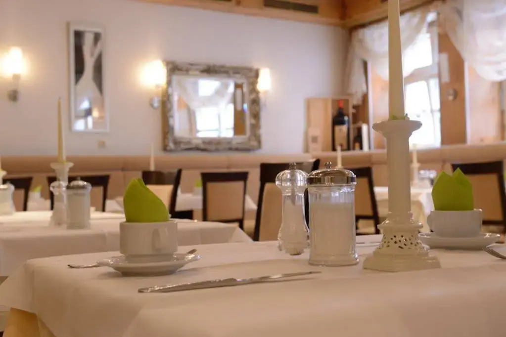 Hotel Zu den Drei Kronen