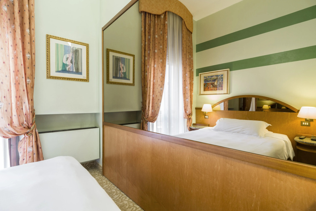 Hotel Carrobbio