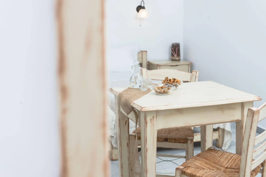 Fragias Studios & Apartments