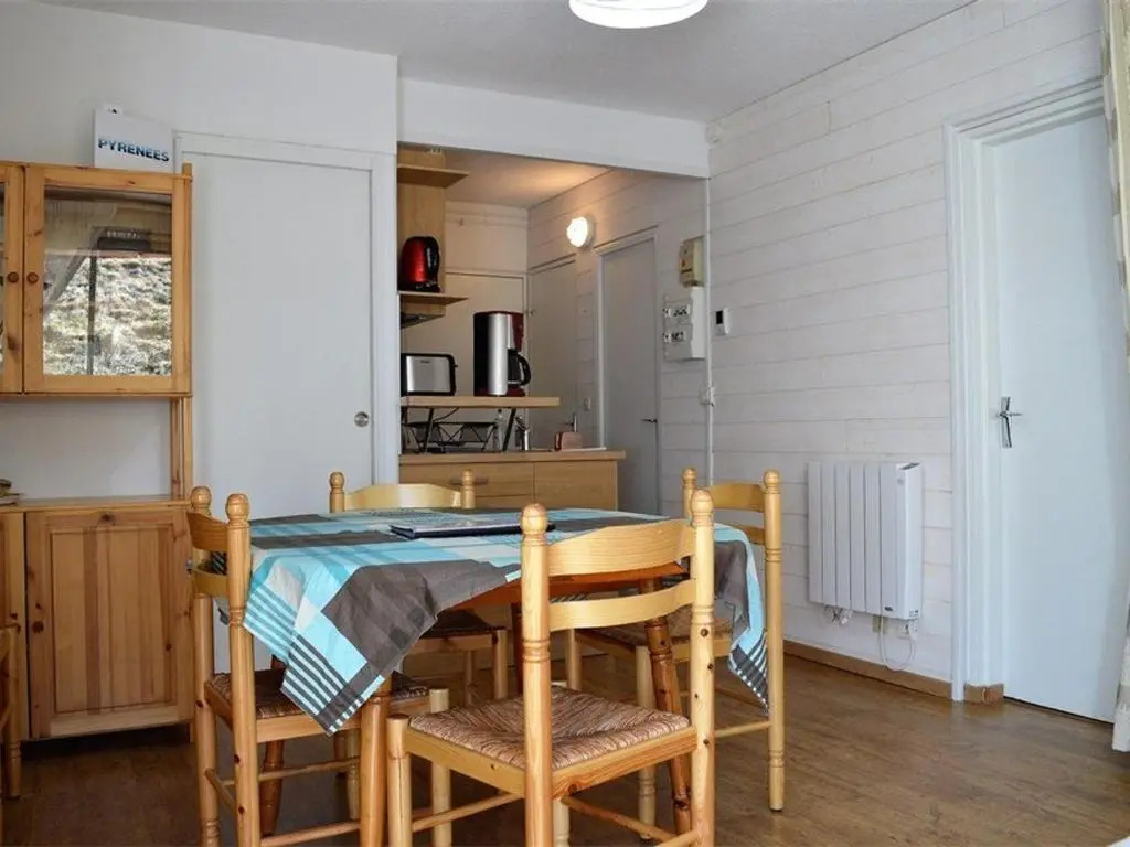Appartement Les Angles, 2 pièces, 4 personnes - FR-1-593-33