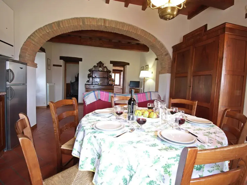 Authentic Farmhouse with Pool, Hot Tub, Playground, Garden