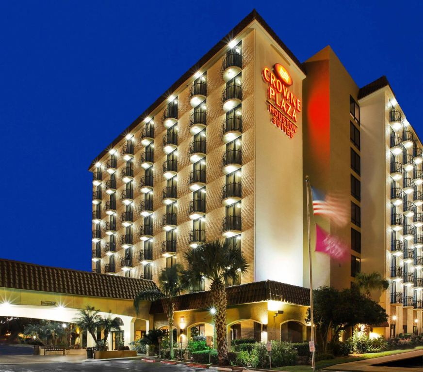 Crowne Plaza Suites Houston Southwest