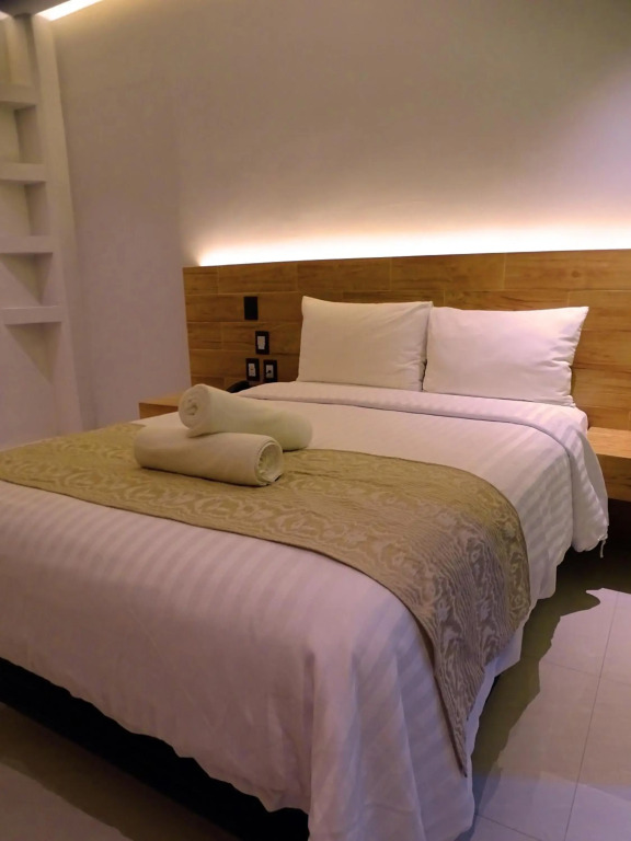 Hotel Kavia Plus