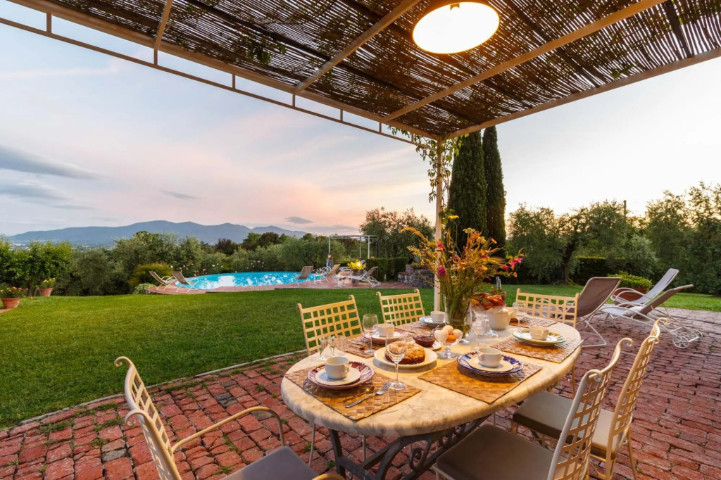 Melograno Farmhouse in Capannori