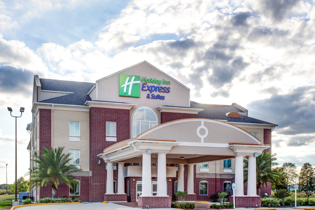 Holiday Inn Express & Suites Raceland - Highway 90 by IHG