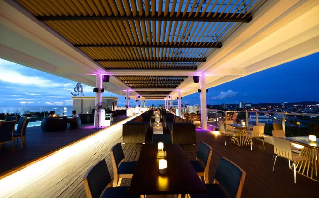 Goldenbay Hotel