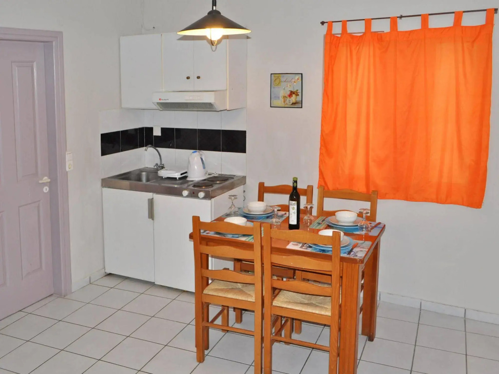 Greta Apartments