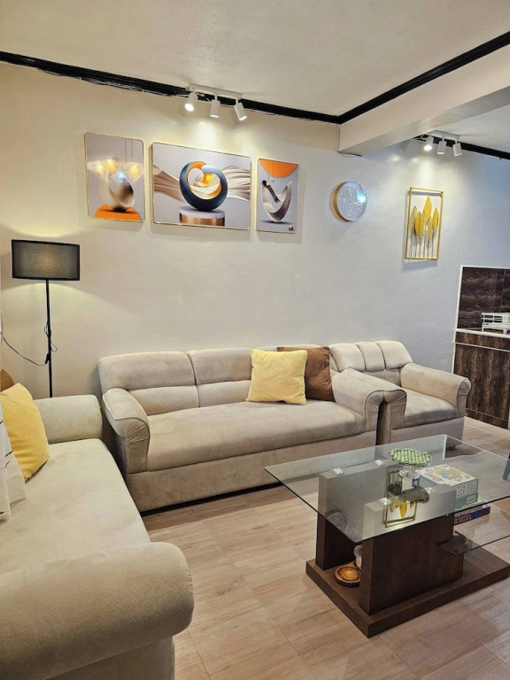 Cozy Biñan Getaway - Entire House for Rent