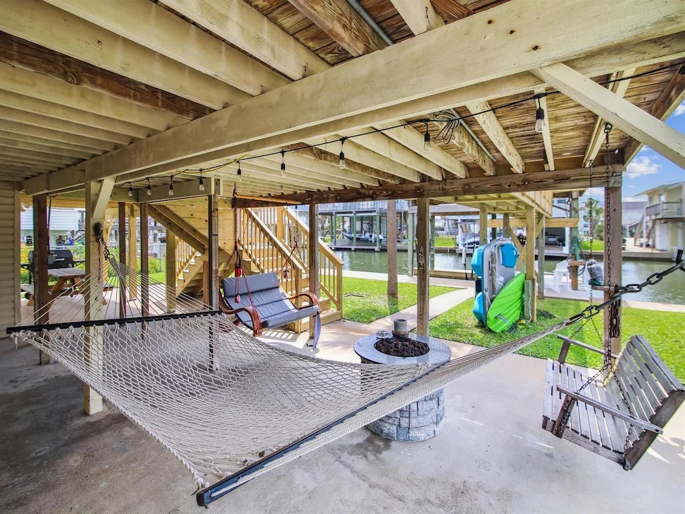 Casa Hermosa by Ryson Vacation Rentals