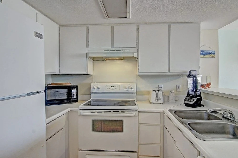 El Cortez Miniums Ec233 2 Bedroom Condo