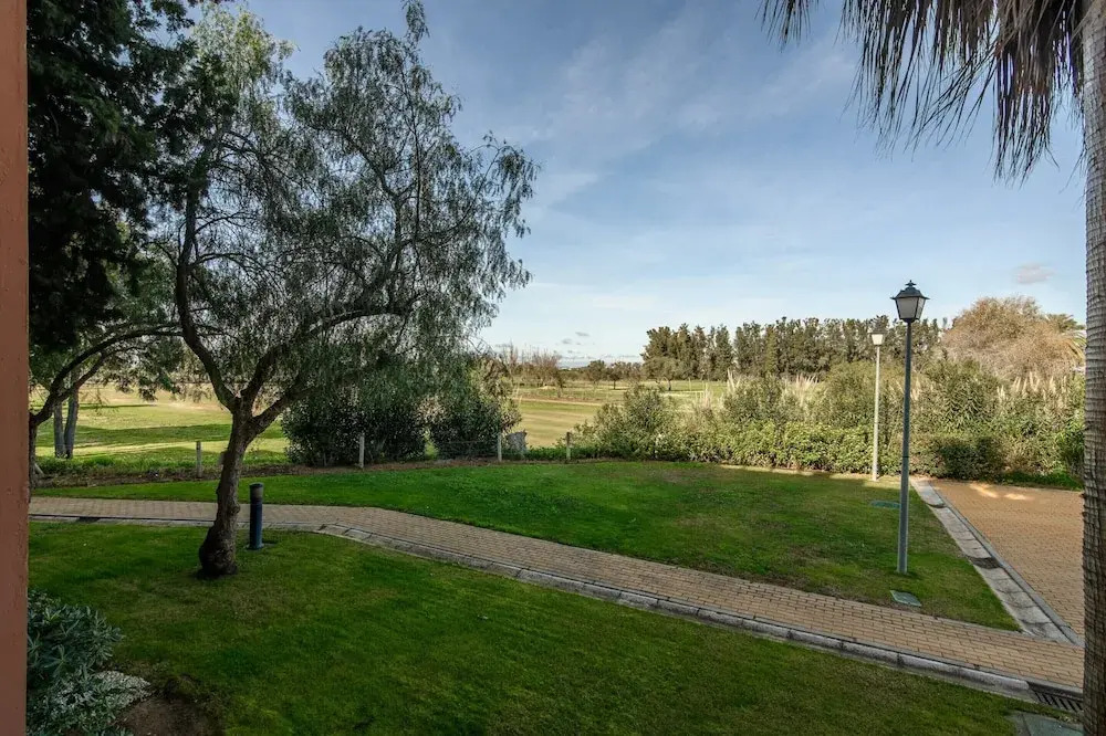 Golfside Apartment for 6 Guests
