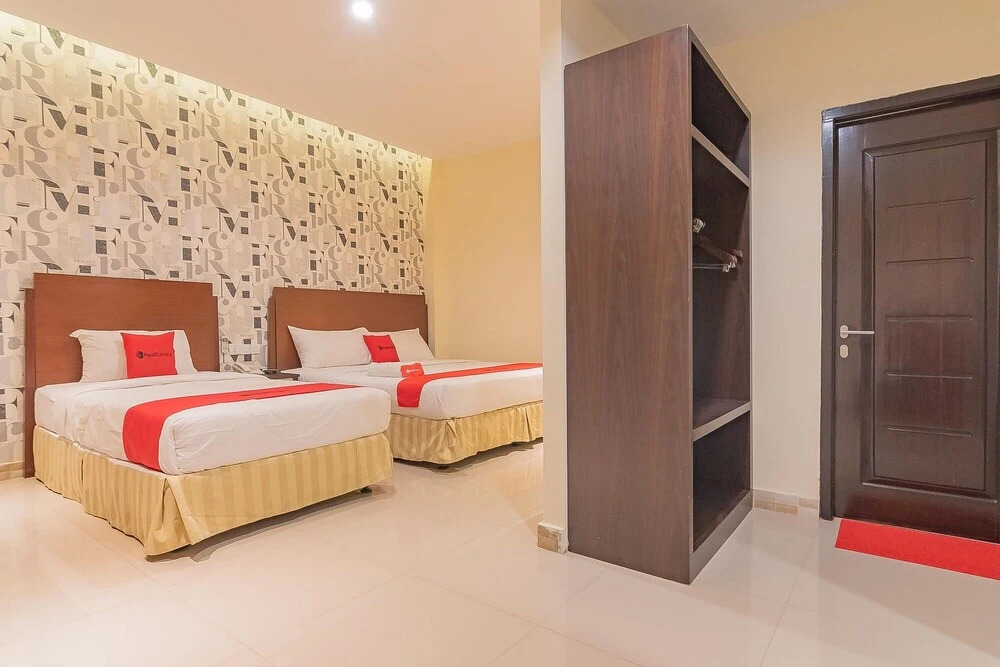 UNO Guesthouse by RedDoorz