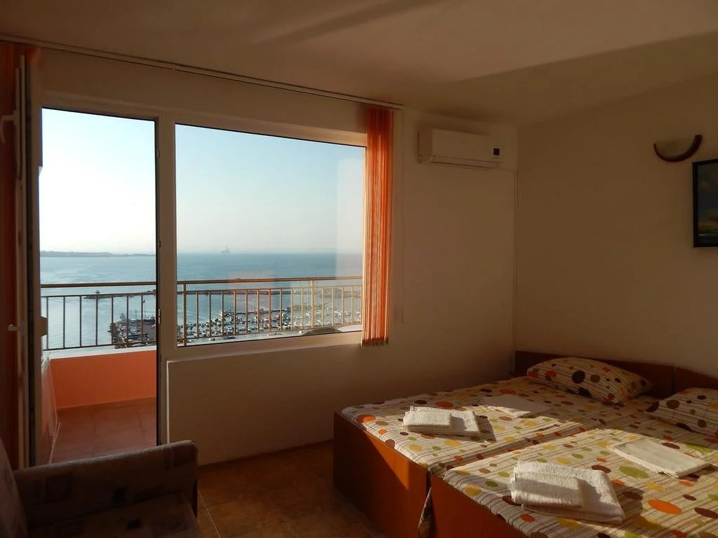 Tony Guest House