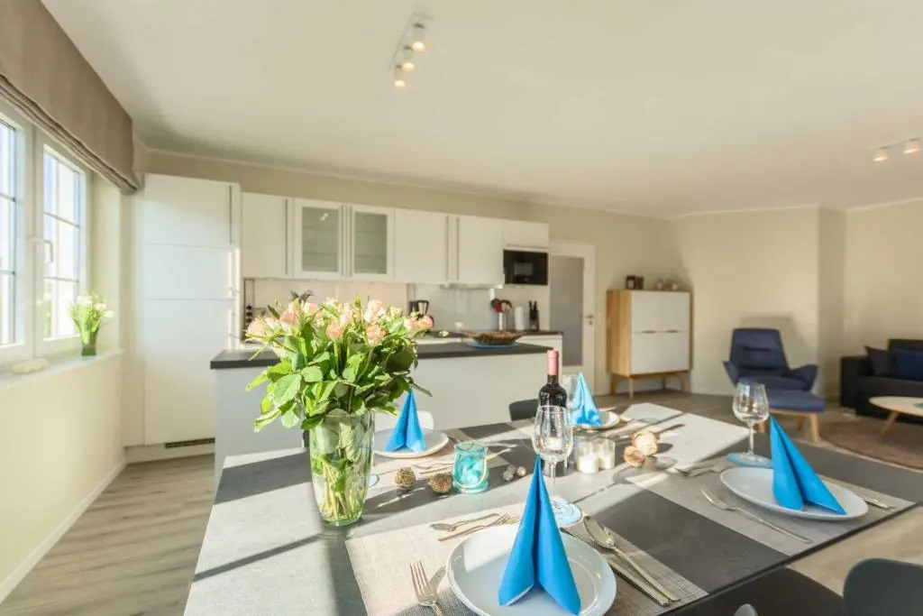 Haus Lotsenberg Apartments mit 8 Ferienwohnungen
