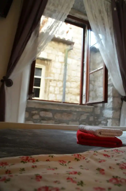 Placeta Apartments & Rooms