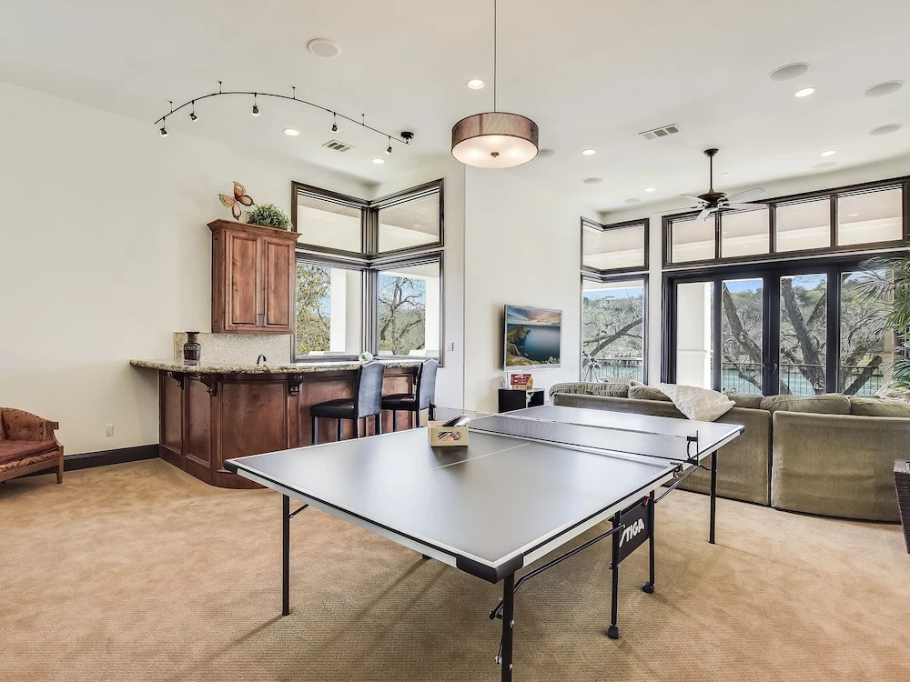 The Arrive Santa Barbara Lake Austin 5 Bedroom Estate