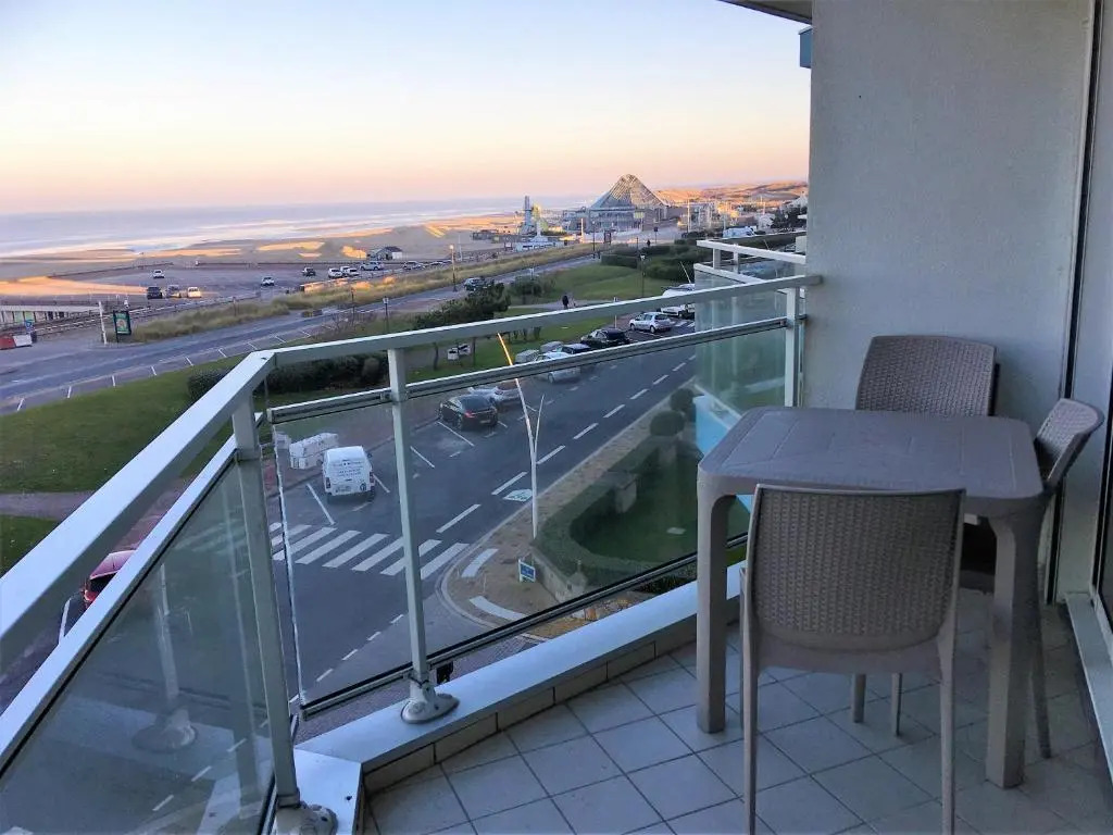 SPLENDIDE T3 DE 70m2 VUE MER A 2 MINUTES DU CENTRE-VILLE