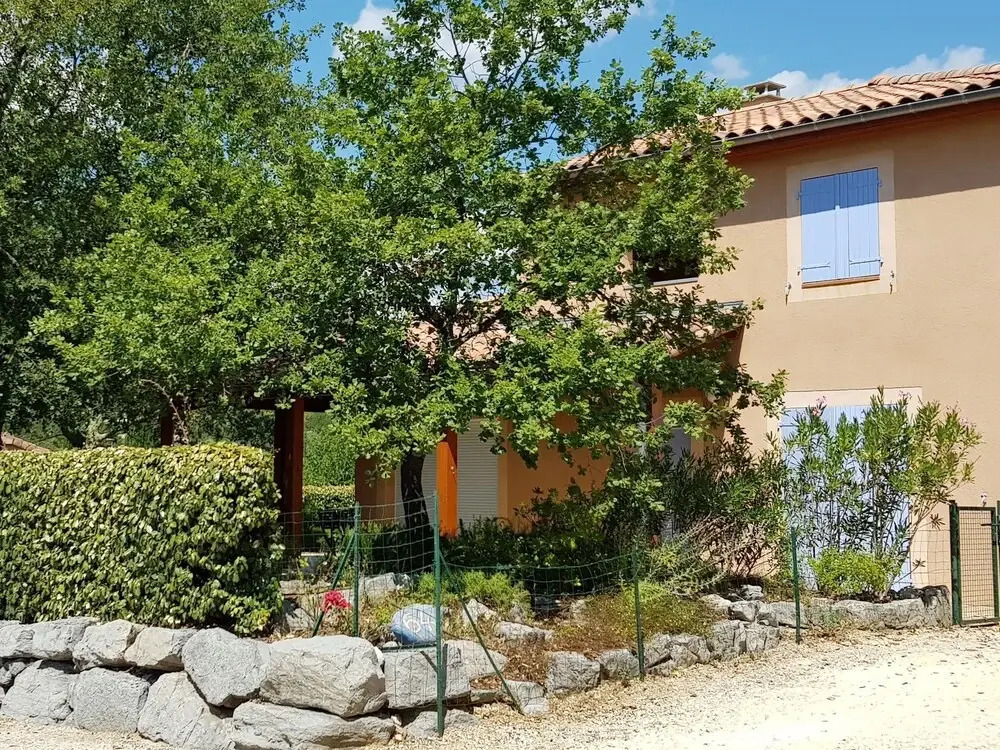 Elegant Villa in Les Mazes With Swimming Pool