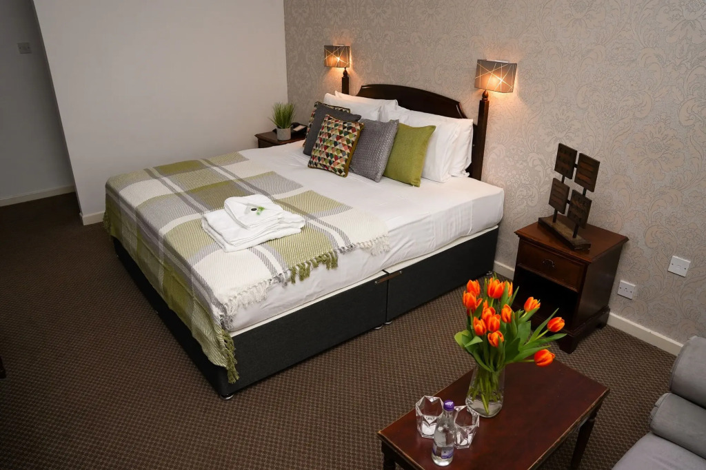 Hotel Samrat
