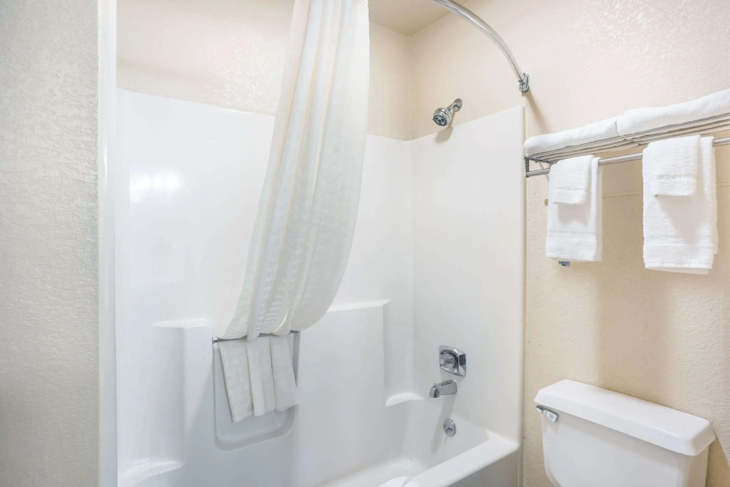 Quality Inn Cedar Rapids South