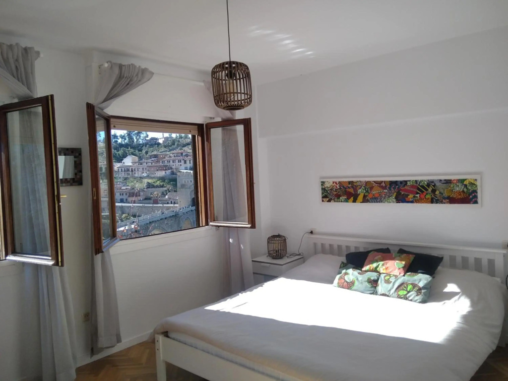 Casa Paseo del Tajo-CON PARKING GRATIS - 2 HABITACIONES