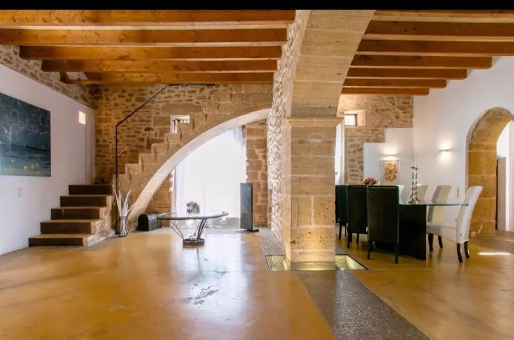 Casa Murallas para 6 con piscina en Alcudia cerca de playas