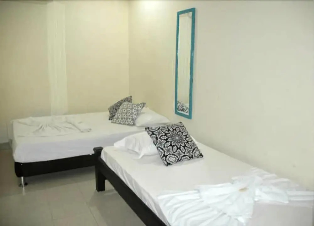 Laurel plaza 46
