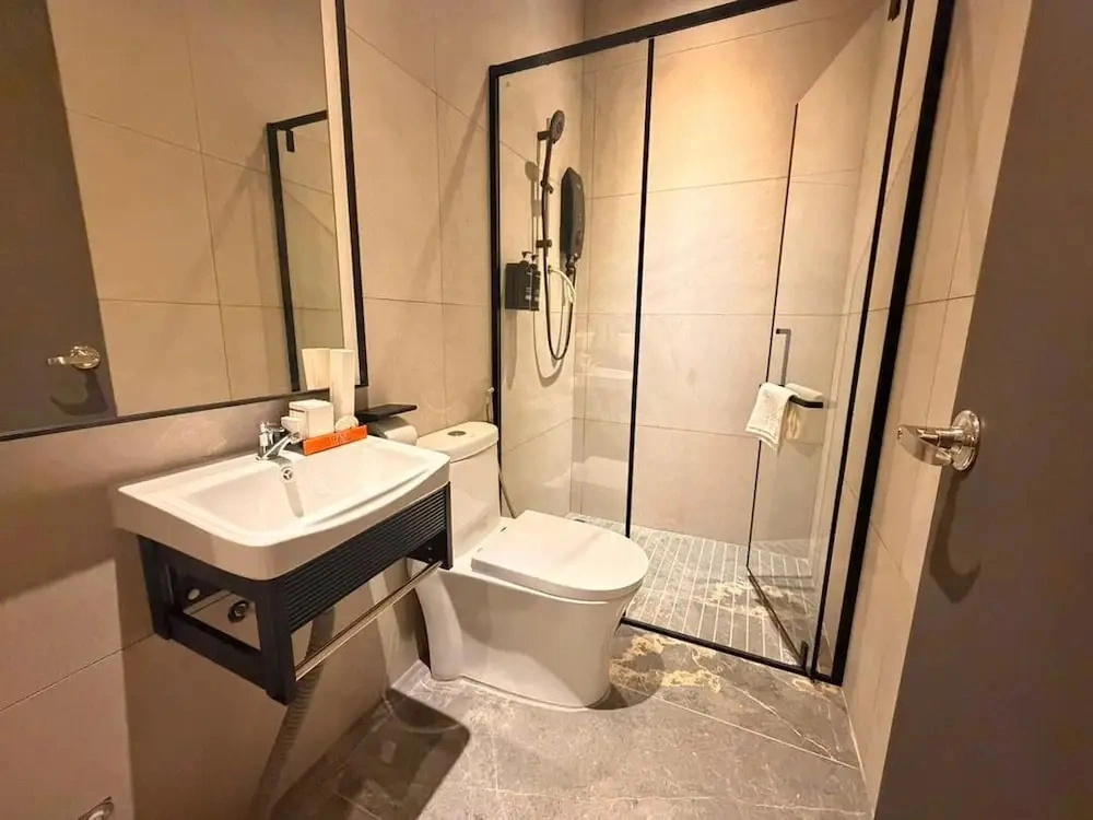 I-Fly Hotel