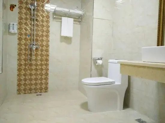 Dongxing Xinchang Hotel