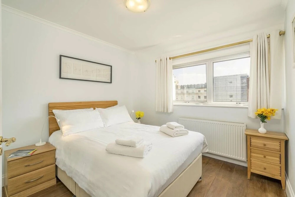 Elegant 3 Bedroom Flat Close to Kensington Garden