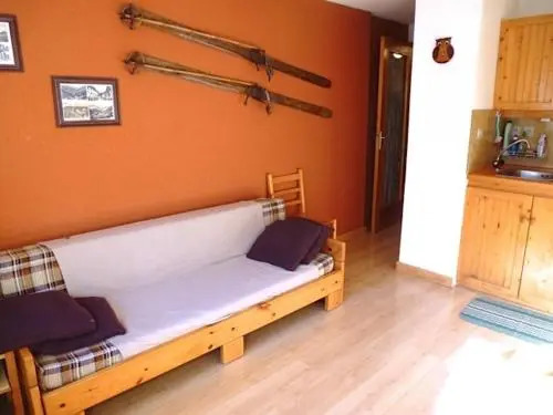 Apartment Petit Studio cabine Avec Garage Et Terrasse Sud