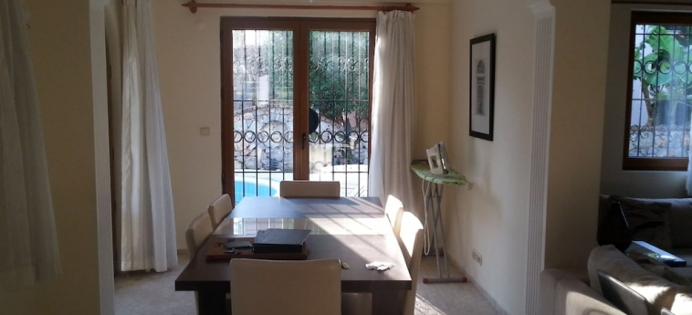 Villa Phoenix