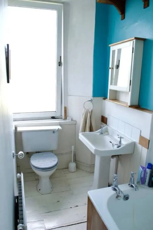 2 Bedroom Central Home With King Beds Sleeps 4