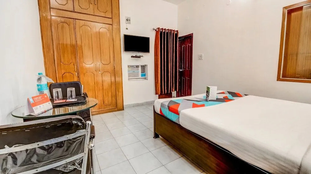 FabHotel The Pride