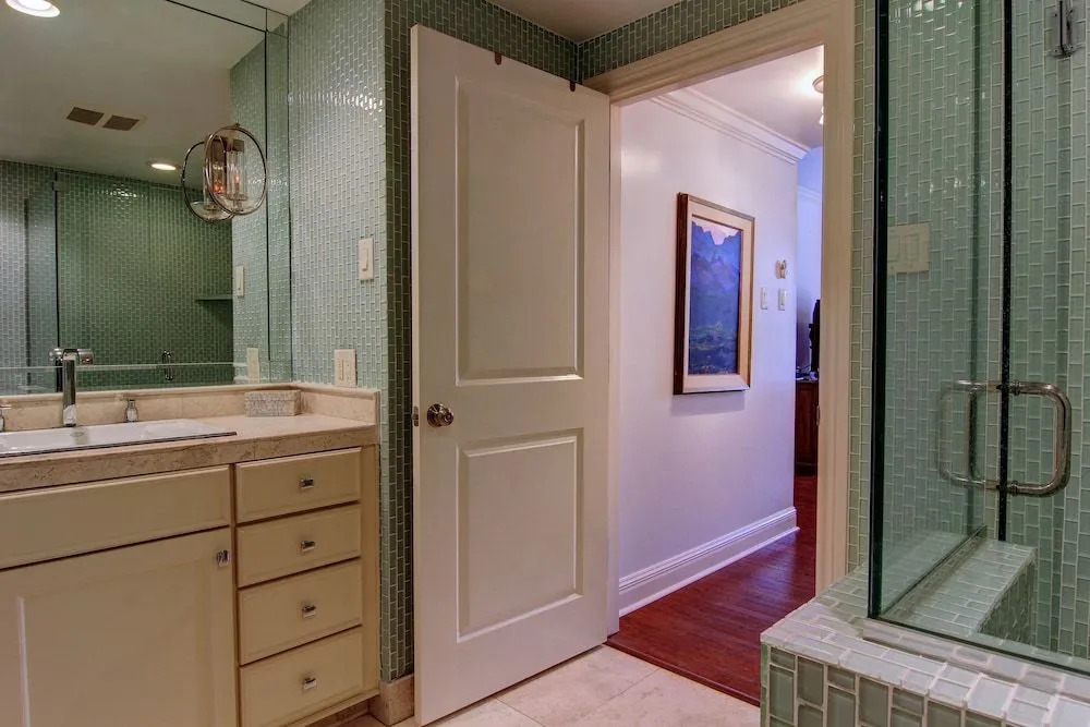 Channelview 211 2 Bedrooms 2 Bathrooms Condo