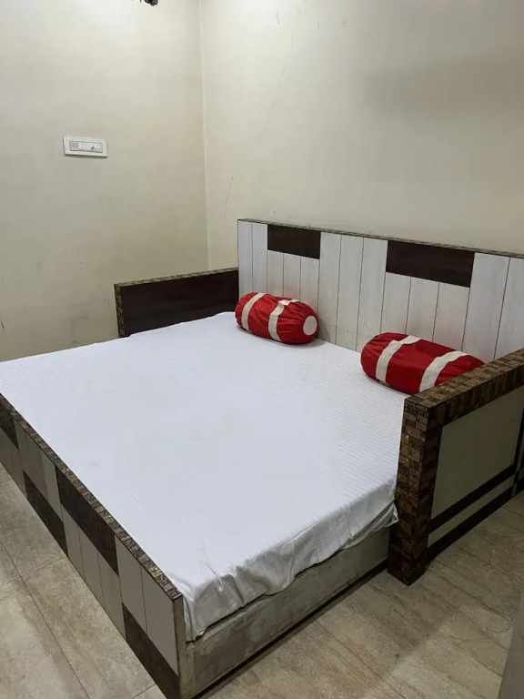 Hotel Green Edge Regency