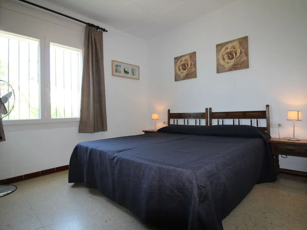 House With Outdoor Studio in Quiet Sector of Empuriabrava