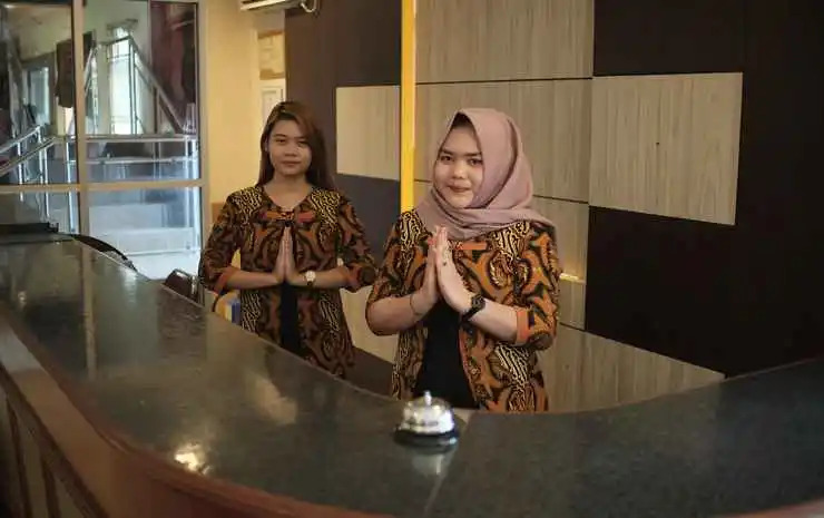 Grand Raodah Hotel