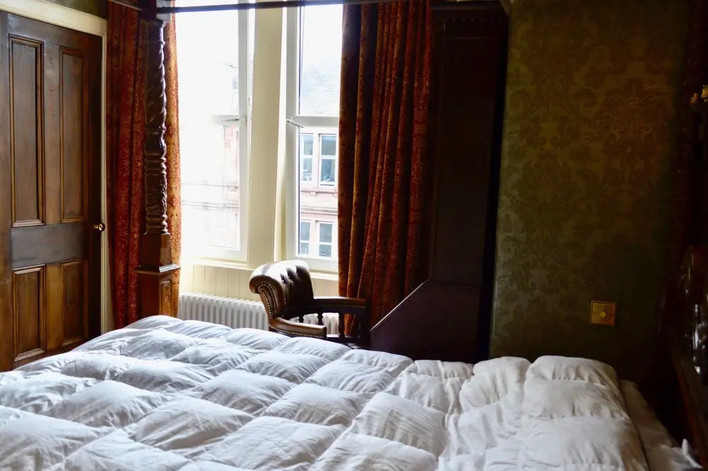 Traditional Boutique Apartment off Leith Walk