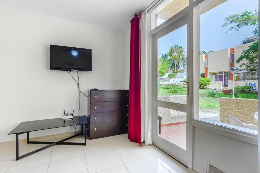 Nice 2 level apartment, El Cortijo, Las Americas LA45