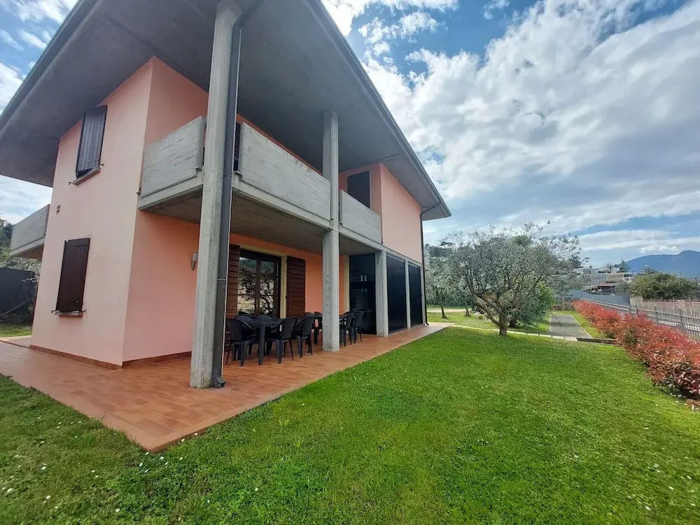 Spacious Villa With Breathtaking Views