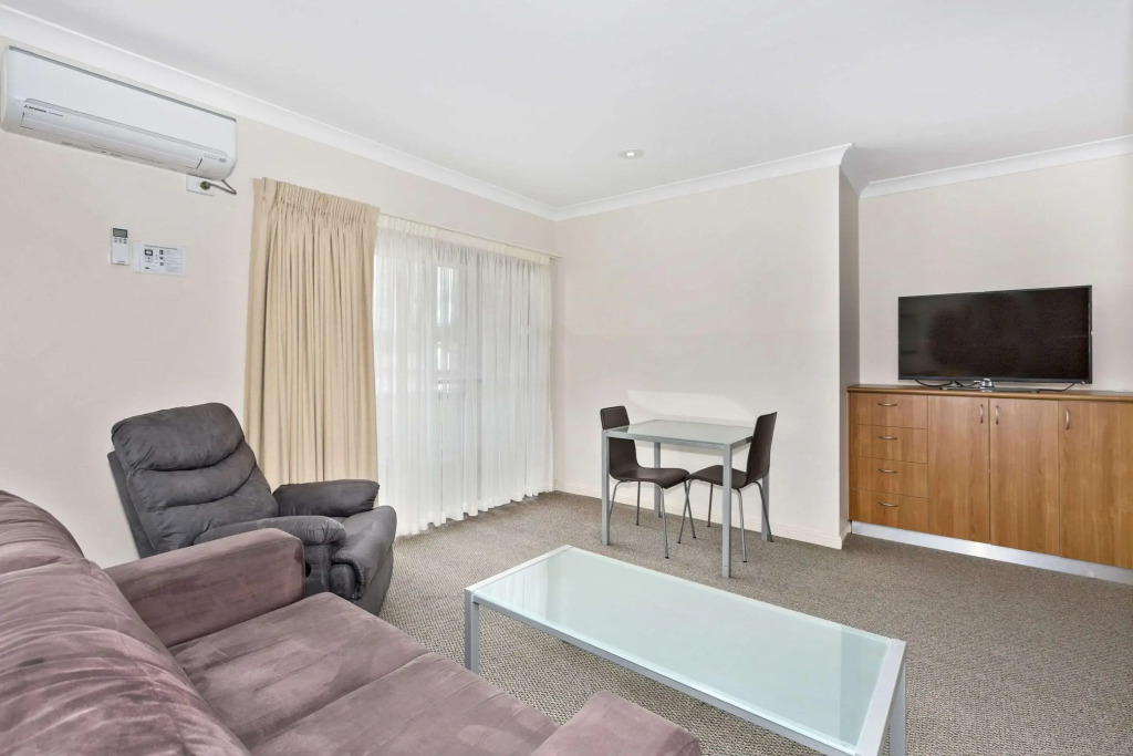 Comfort Inn Centrepoint Motel